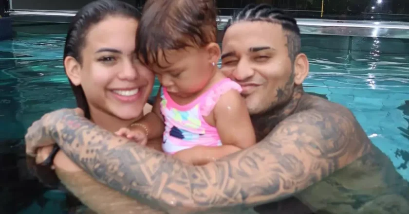 Anderson Neiff declara: “O amor triunfou”, ao aparecer ao lado de Eduarda Gutierrez na Apple House