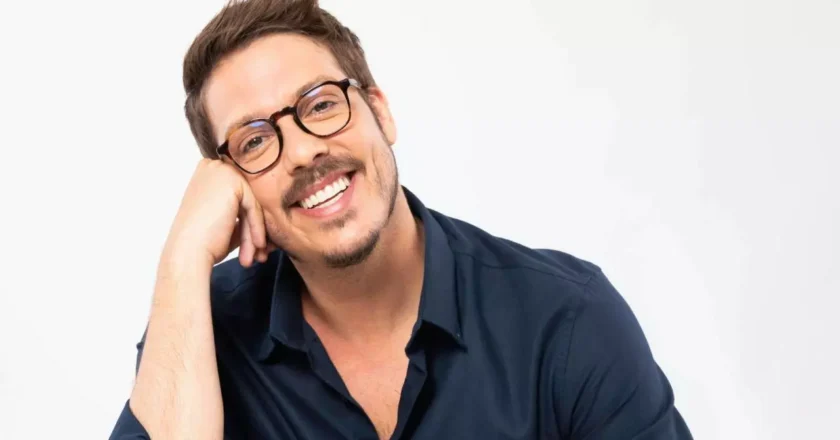 Fabio Porchat é o mestre de cerimônias da premiação de humor pelo segundo ano seguido em São Paulo e no Rio