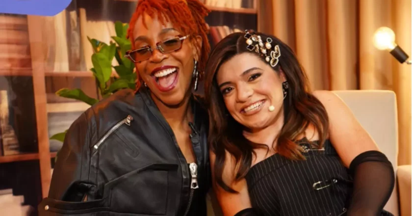 Conversa franca entre Pequena Lô e Karol Conká: Cantora destaca coragem ao falar sobre retorno a reality