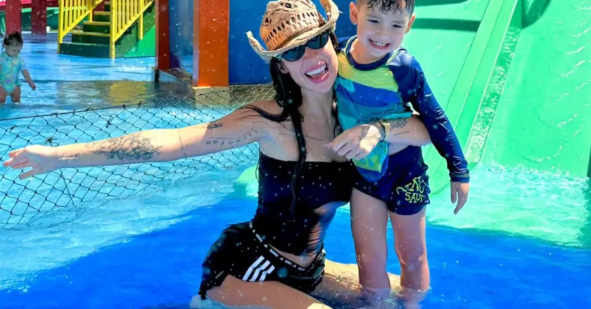 Bianca Andrade se emociona novamente no Beach Park após sucesso nas redes sociais.