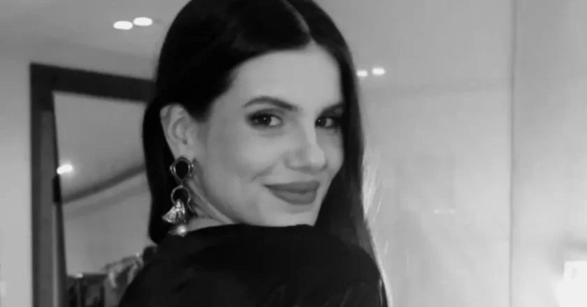Camila Queiroz firma nova parceria e brilha em campanha da Flor de Lis na Cidade Maravilhosa