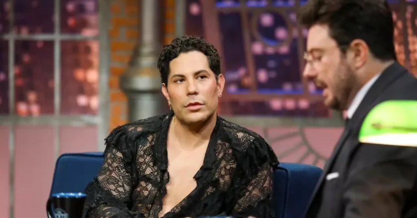 Christian Chávez reflete sobre obstáculos enfrentados como homem homossexual: “Muitas oportunidades se perderam”