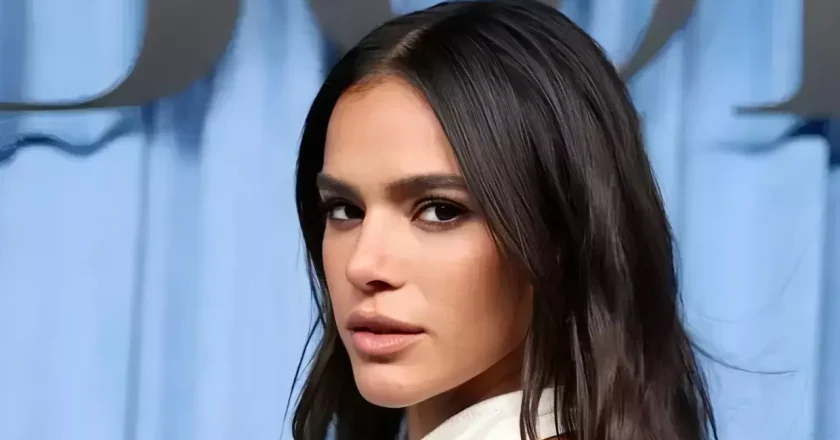 Marquezine revela como conquistou lábios volumosos naturalmente, enquanto dermatologista esclarece o segredo.