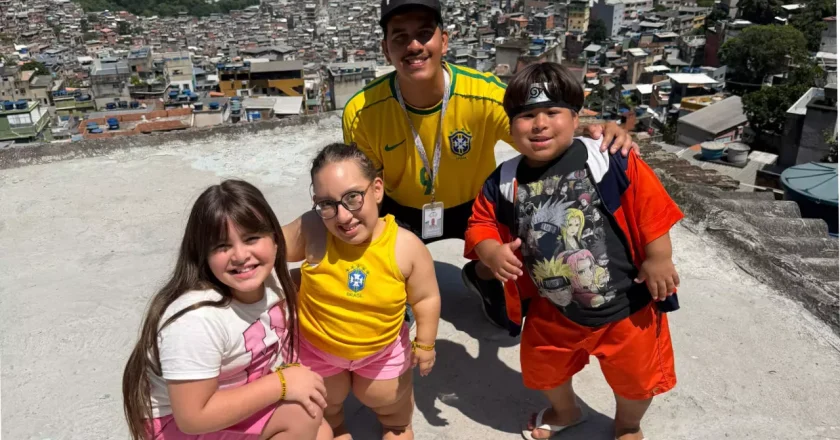 “Sandy Mel, aos 19 anos, desbrava a Rocinha e cria conteúdo inovador”