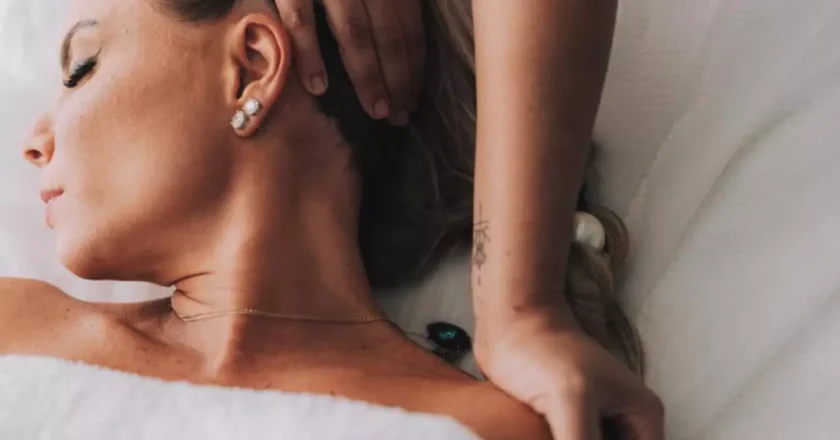 Março feminino: valorização da beleza consciente muda a forma de cuidar de si mesma