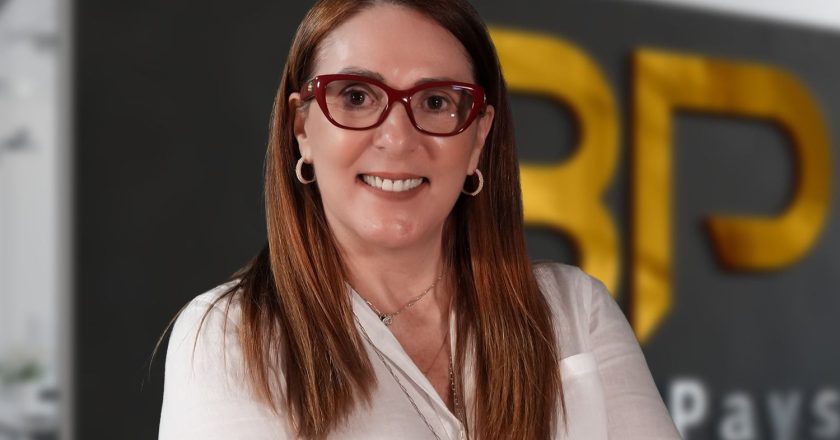 Marina Alves da Brazil Pays ensina como brasileiros podem comprar nos EUA sem dor de cabeça
