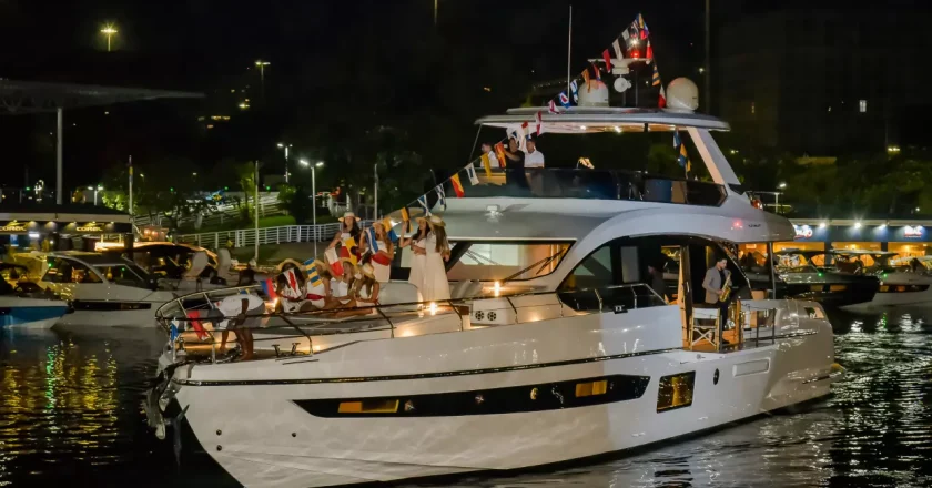 Rio Boat Show atrai multidões com apresentação de Luana Camarah e desfile náutico deslumbrante