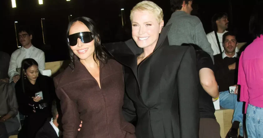 Sabrina Sato e Xuxa protagonizam momento emocionante em desfile da coleção de Sasha Meneghel em São Paulo