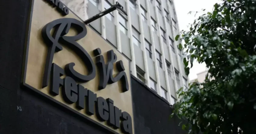 Teatro Bibi Ferreira supera crise e garante sua continuidade em São Paulo