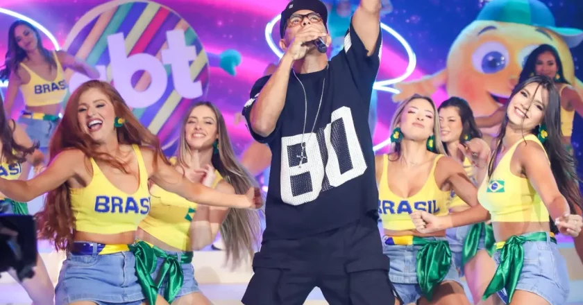 Viva a Noite, com MC Koringa e outros astros do funk, assegura segundo lugar no ranking do SBT