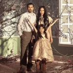 Sabrina Sato e Nicolas Prattes revelam a gravidez em tocante vídeo com a filha Zoe